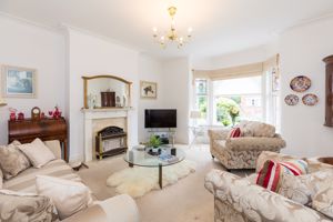 Lounge- click for photo gallery